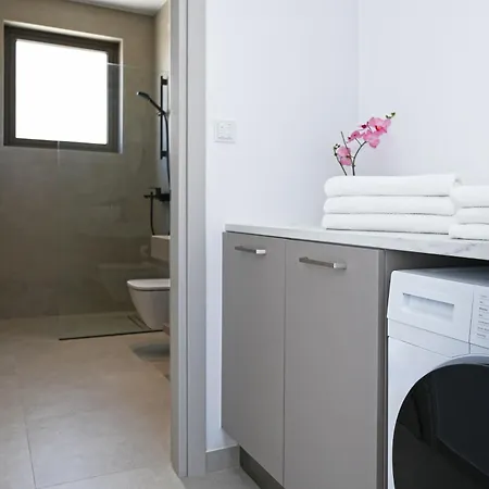 Princess Ariel Luxury - Large Pool * Protaras