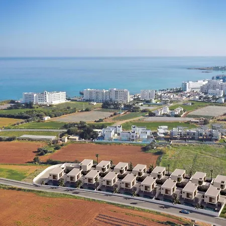 Princess Ariel Luxury - Large Pool Protaras